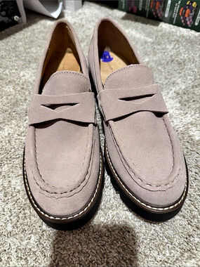 House of Harlow 1960 Gunner Suede Platform Penny Loafer